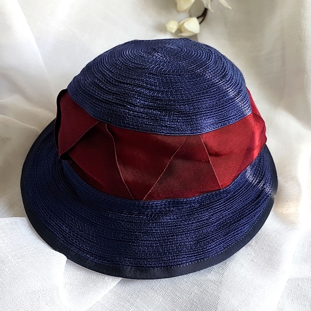 Vintage Abigail Aldridge of NY Navy & Burgundy Retro 40's Collapsible Hat, $55